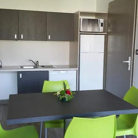 Kompleks wypoczynkowy Vvf Pays Basque 3*