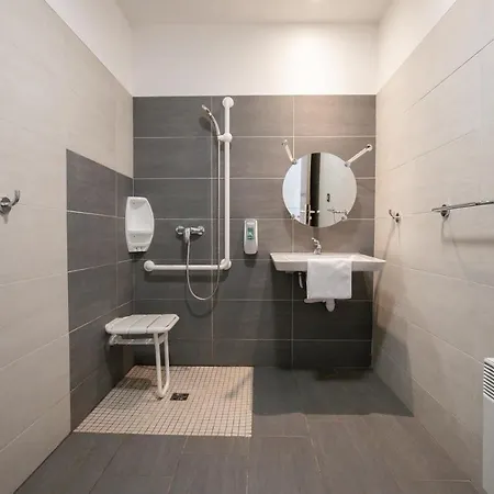 Kompleks wypoczynkowy Vvf Pays Basque 3*