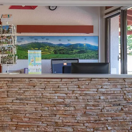 ホリデーパーク Vvf Pays Basque 3*