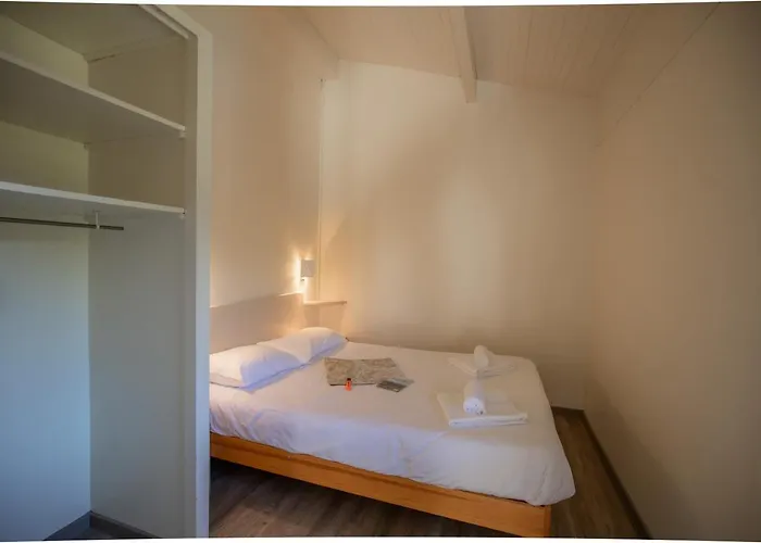 ホリデーパーク Vvf Pays Basque 3*