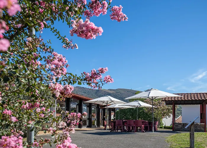 Vvf Pays Basque 3* Saint-Etienne-de-Baigorry