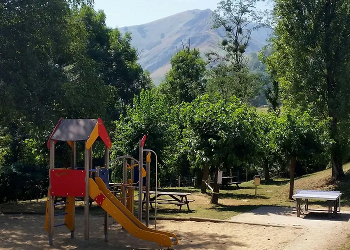 ホリデーパーク Vvf Pays Basque サン・テティエンヌ・ド・バイゴリ