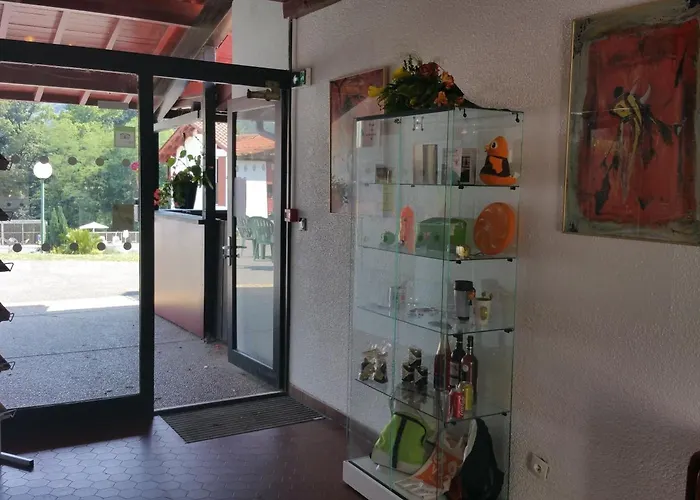 Vvf Pays Basque ホリデーパーク 3*